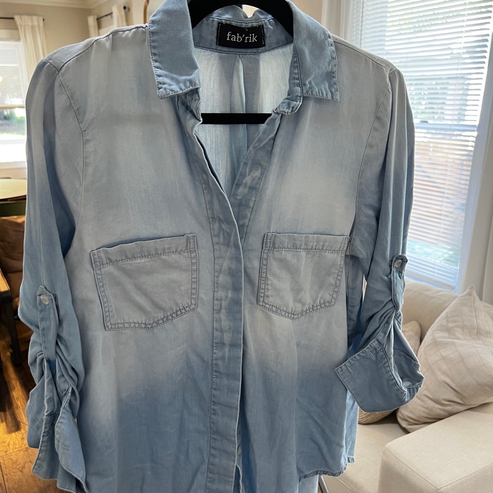 Ombré denim-look button up